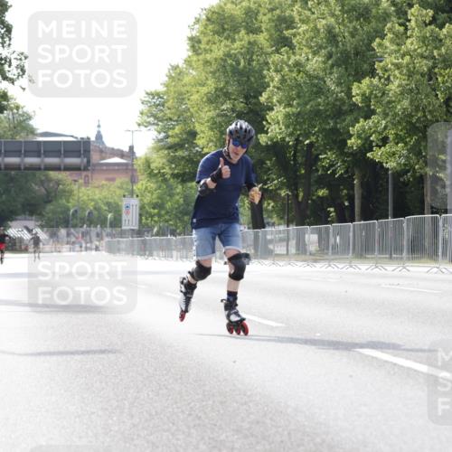 29.06.2025 - hella hamburg halbmarathon Jannik Wohlers http://msf.ph/oto/8307891 29.06.2025 08:57:55 Lombardsbrücke  meine-sportfotos.de