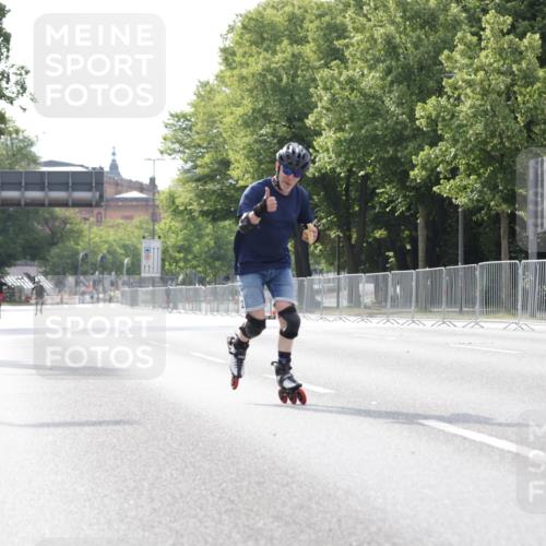 29.06.2025 - hella hamburg halbmarathon Jannik Wohlers http://msf.ph/oto/8307908 29.06.2025 08:57:55 Lombardsbrücke  meine-sportfotos.de
