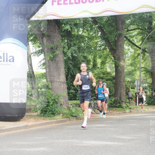 29.06.2025 - hella hamburg halbmarathon KatJ http://msf.ph/oto/8307931 29.06.2025 10:14:55 Zwischen KM18-KM19 5612 meine-sportfotos.de