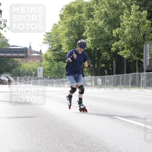 29.06.2025 - hella hamburg halbmarathon Jannik Wohlers http://msf.ph/oto/8307934 29.06.2025 08:57:56 Lombardsbrücke  meine-sportfotos.de