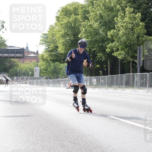 29.06.2025 - hella hamburg halbmarathon Jannik Wohlers http://msf.ph/oto/8307977 29.06.2025 08:57:56 Lombardsbrücke  meine-sportfotos.de