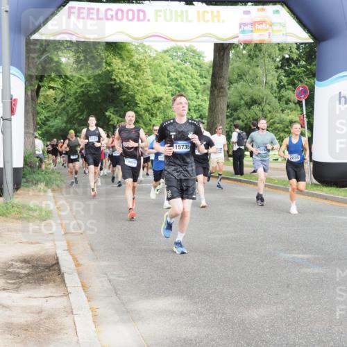 29.06.2025 - hella hamburg halbmarathon MichiJ http://msf.ph/oto/8308046 29.06.2025 10:35:47 Zwischen KM18-KM19 2839, 2869, 2953, 6009, 9482, 10000, 15735, 15784, 16592, 16766 meine-sportfotos.de