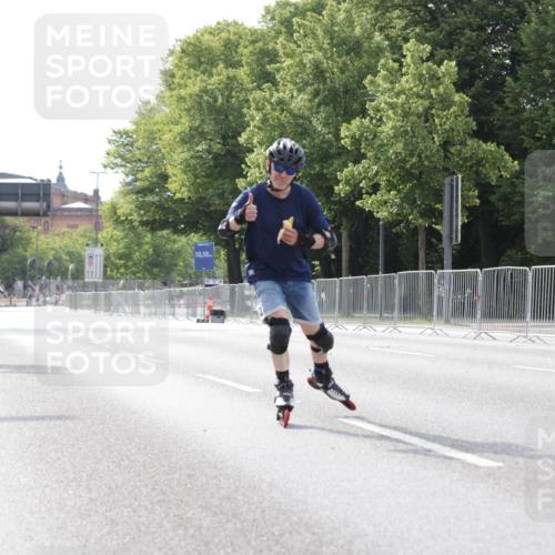 29.06.2025 - hella hamburg halbmarathon Jannik Wohlers http://msf.ph/oto/8308065 29.06.2025 08:57:56 Lombardsbrücke  meine-sportfotos.de