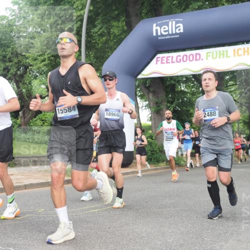 29.06.2025 - hella hamburg halbmarathon KatJ http://msf.ph/oto/8308067 29.06.2025 10:44:14 Zwischen KM18-KM19 1200, 1715, 1833, 2025, 2488, 3093, 3413, 3859, 4426, 4467, 5457, 5458, 5728 meine-sportfotos.de