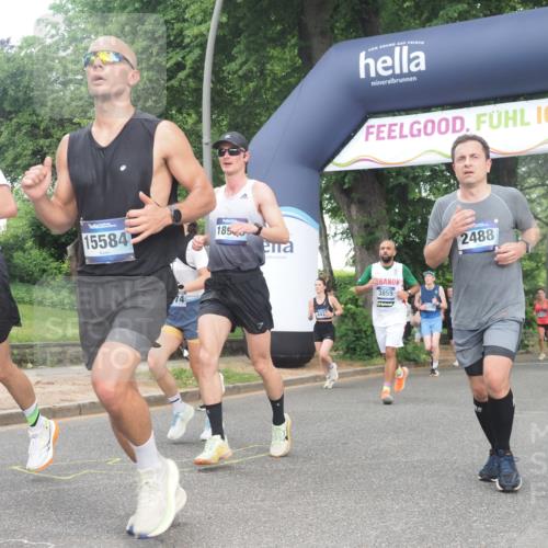 29.06.2025 - hella hamburg halbmarathon KatJ http://msf.ph/oto/8308102 29.06.2025 10:44:14 Zwischen KM18-KM19 1200, 1715, 1833, 2025, 2488, 3093, 3413, 3859, 4426, 4467, 5457, 5458, 5728 meine-sportfotos.de