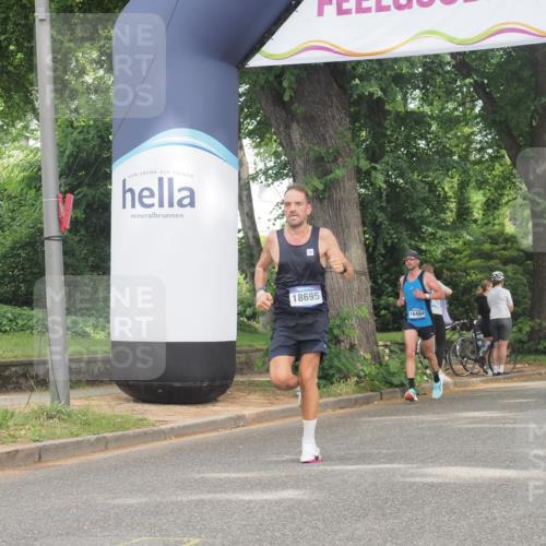 29.06.2025 - hella hamburg halbmarathon KatJ http://msf.ph/oto/8308111 29.06.2025 10:14:56 Zwischen KM18-KM19  meine-sportfotos.de