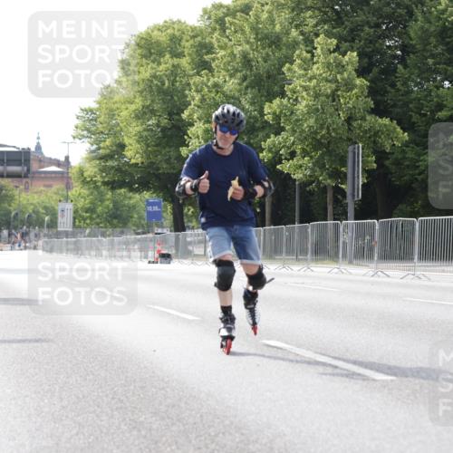 29.06.2025 - hella hamburg halbmarathon Jannik Wohlers http://msf.ph/oto/8308121 29.06.2025 08:57:56 Lombardsbrücke  meine-sportfotos.de