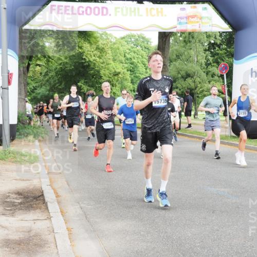 29.06.2025 - hella hamburg halbmarathon MichiJ http://msf.ph/oto/8308124 29.06.2025 10:35:47 Zwischen KM18-KM19 2839, 2869, 2953, 6009, 9482, 10000, 15735, 15784, 16592, 16766 meine-sportfotos.de