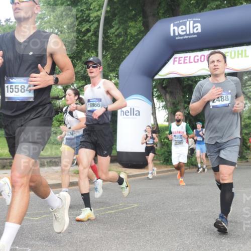 29.06.2025 - hella hamburg halbmarathon KatJ http://msf.ph/oto/8308133 29.06.2025 10:44:14 Zwischen KM18-KM19 1200, 1715, 1833, 2025, 2488, 3093, 3413, 3859, 4426, 4467, 5457, 5458, 5728 meine-sportfotos.de