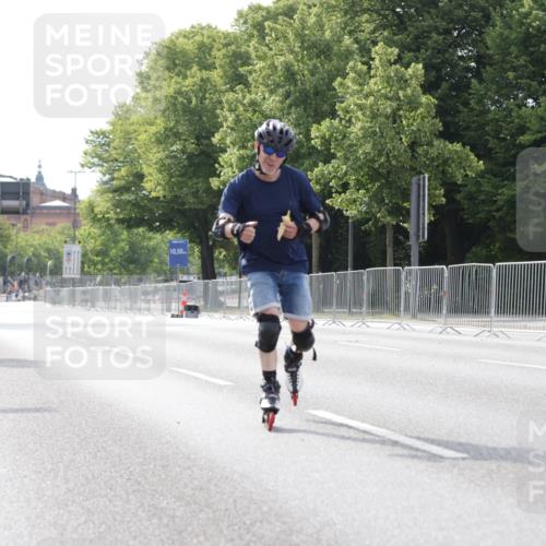 29.06.2025 - hella hamburg halbmarathon Jannik Wohlers http://msf.ph/oto/8308144 29.06.2025 08:57:56 Lombardsbrücke  meine-sportfotos.de