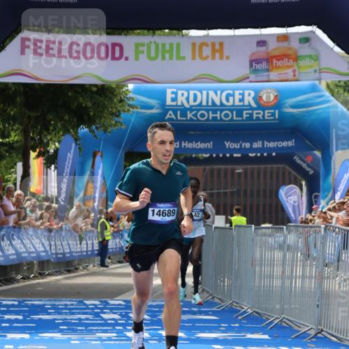 29.06.2025 - hella hamburg halbmarathon Strokosch-Dieckow http://msf.ph/oto/8308245 29.06.2025 10:13:55 Ziel 31, 42, 14689 meine-sportfotos.de