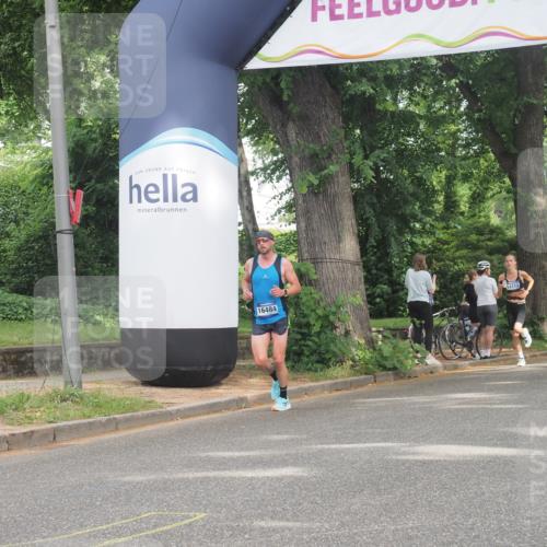 29.06.2025 - hella hamburg halbmarathon KatJ http://msf.ph/oto/8308262 29.06.2025 10:14:57 Zwischen KM18-KM19  meine-sportfotos.de
