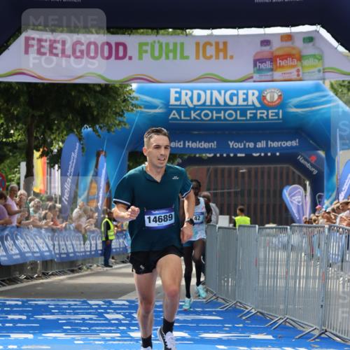 29.06.2025 - hella hamburg halbmarathon Strokosch-Dieckow http://msf.ph/oto/8308308 29.06.2025 10:13:55 Ziel 31, 42, 14689 meine-sportfotos.de