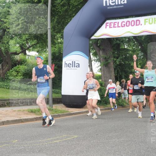 29.06.2025 - hella hamburg halbmarathon KatJ http://msf.ph/oto/8308327 29.06.2025 10:44:17 Zwischen KM18-KM19 1200, 1833, 2488, 3413, 3859, 4426, 5015, 5134, 5457, 5458, 5728 meine-sportfotos.de
