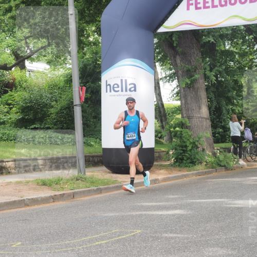 29.06.2025 - hella hamburg halbmarathon KatJ http://msf.ph/oto/8308344 29.06.2025 10:14:58 Zwischen KM18-KM19  meine-sportfotos.de