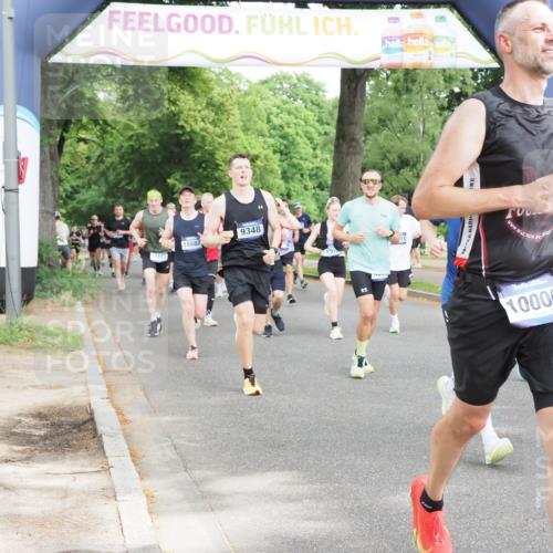 29.06.2025 - hella hamburg halbmarathon MichiJ http://msf.ph/oto/8308385 29.06.2025 10:35:49 Zwischen KM18-KM19 2839, 2869, 2953, 4553, 6009, 9348, 10000, 11211, 12549, 14797, 15735, 15784, 16592, 16766, 17915, 18430, 18887 meine-sportfotos.de