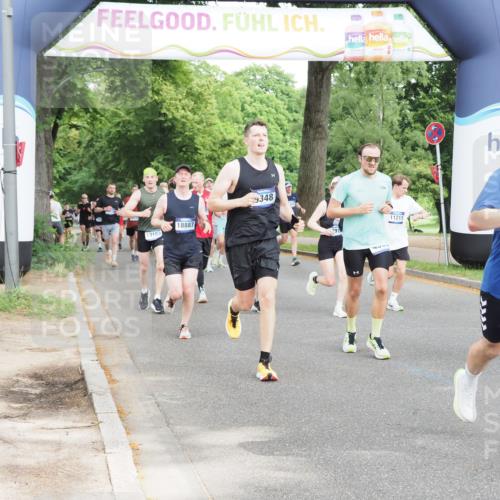 29.06.2025 - hella hamburg halbmarathon MichiJ http://msf.ph/oto/8308490 29.06.2025 10:35:49 Zwischen KM18-KM19 2839, 2869, 2953, 4553, 6009, 9348, 10000, 11211, 12549, 14797, 15735, 15784, 16592, 16766, 17915, 18430, 18887 meine-sportfotos.de