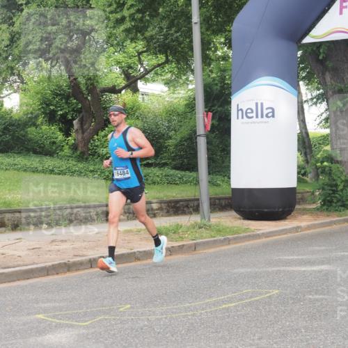 29.06.2025 - hella hamburg halbmarathon KatJ http://msf.ph/oto/8308548 29.06.2025 10:14:59 Zwischen KM18-KM19  meine-sportfotos.de