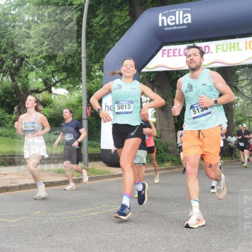 29.06.2025 - hella hamburg halbmarathon KatJ http://msf.ph/oto/8308711 29.06.2025 10:44:18 Zwischen KM18-KM19 1200, 2488, 3413, 3859, 4426, 5015, 5134, 5457, 5458, 5728 meine-sportfotos.de