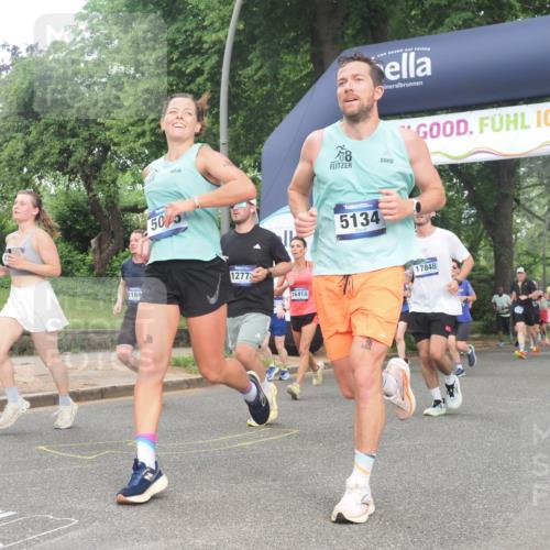 29.06.2025 - hella hamburg halbmarathon KatJ http://msf.ph/oto/8308793 29.06.2025 10:44:19 Zwischen KM18-KM19 1200, 2488, 3859, 4426, 5015, 5134, 5457, 5458, 5728 meine-sportfotos.de