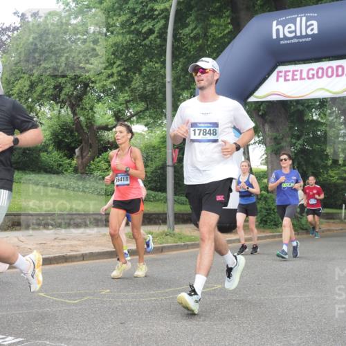 29.06.2025 - hella hamburg halbmarathon KatJ http://msf.ph/oto/8308811 29.06.2025 10:44:20 Zwischen KM18-KM19 1200, 3859, 4426, 5015, 5134, 5457, 5458, 5728, 7159 meine-sportfotos.de