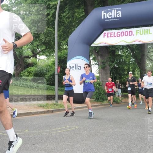 29.06.2025 - hella hamburg halbmarathon KatJ http://msf.ph/oto/8308866 29.06.2025 10:44:20 Zwischen KM18-KM19 1200, 3859, 4426, 5015, 5134, 5457, 5458, 5728, 7159 meine-sportfotos.de