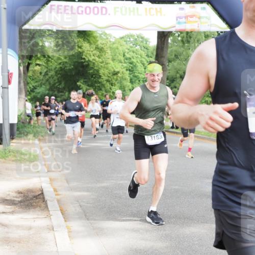 29.06.2025 - hella hamburg halbmarathon MichiJ http://msf.ph/oto/8308991 29.06.2025 10:35:52 Zwischen KM18-KM19 1460, 1884, 2708, 2839, 2869, 2953, 4324, 4553, 6009, 8927, 9348, 10000, 11211, 12549, 13183, 14797, 15735, 15784, 16592, 17007, 17172, 17915, 18430, 18887 meine-sportfotos.de