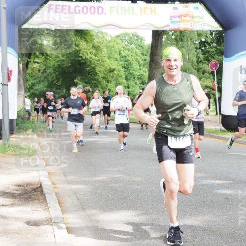 29.06.2025 - hella hamburg halbmarathon MichiJ http://msf.ph/oto/8309124 29.06.2025 10:35:52 Zwischen KM18-KM19 1460, 1884, 2708, 2839, 2869, 2953, 4324, 4553, 6009, 8927, 9348, 10000, 11211, 12549, 13183, 14797, 15735, 15784, 16592, 17007, 17172, 17915, 18430, 18887 meine-sportfotos.de