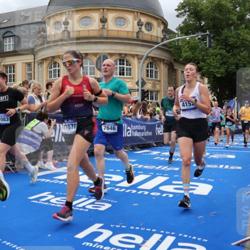 29.06.2025 - hella hamburg halbmarathon Strokosch-Dieckow http://msf.ph/oto/8309334 29.06.2025 10:56:43 Ziel 2378, 3836, 4152, 6416, 6759, 7037, 7646, 8311, 8744, 8825, 8996, 9488, 11083, 11870, 13816, 14369, 14461, 15134, 15145, 15431, 15712, 16008, 16009, 16043, 16121, 16679, 17133, 17259, 18340, 18634, 18899 meine-sportfotos.de