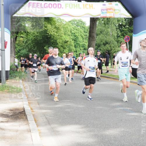 29.06.2025 - hella hamburg halbmarathon MichiJ http://msf.ph/oto/8309336 29.06.2025 10:35:53 Zwischen KM18-KM19 1460, 1884, 2708, 2839, 2953, 4324, 4553, 8234, 8927, 9348, 10000, 11211, 12549, 13183, 14797, 15784, 16592, 17007, 17172, 17915, 18430, 18887 meine-sportfotos.de
