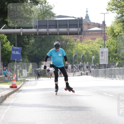 29.06.2025 - hella hamburg halbmarathon Jannik Wohlers http://msf.ph/oto/8309409 29.06.2025 08:58:18 Lombardsbrücke  meine-sportfotos.de