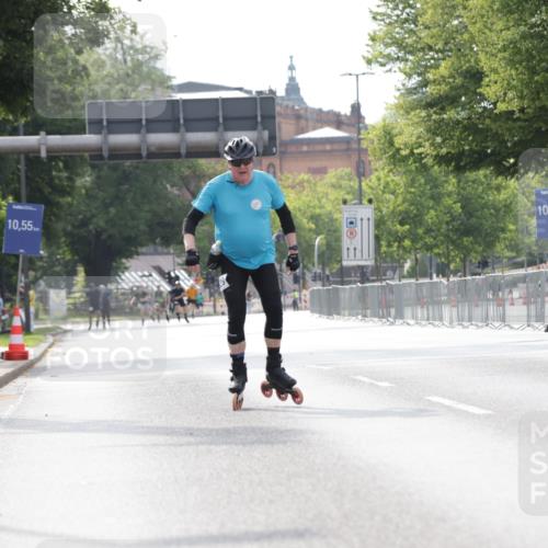 29.06.2025 - hella hamburg halbmarathon Jannik Wohlers http://msf.ph/oto/8309601 29.06.2025 08:58:19 Lombardsbrücke  meine-sportfotos.de