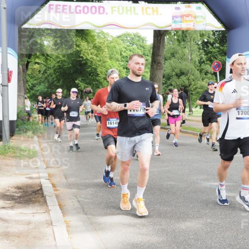 29.06.2025 - hella hamburg halbmarathon MichiJ http://msf.ph/oto/8309667 29.06.2025 10:35:55 Zwischen KM18-KM19 1460, 1884, 2708, 2953, 4324, 4553, 6134, 7067, 8234, 8927, 9348, 11211, 11679, 12549, 13183, 14797, 14814, 15784, 16149, 16592, 17007, 17172, 17915, 17979, 18430, 18790, 18856, 18887 meine-sportfotos.de