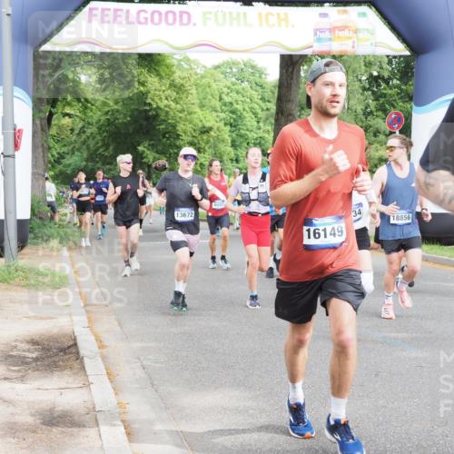 29.06.2025 - hella hamburg halbmarathon MichiJ http://msf.ph/oto/8309897 29.06.2025 10:35:56 Zwischen KM18-KM19 1460, 1884, 2708, 4324, 4553, 4601, 6134, 7067, 8234, 8927, 9348, 11211, 11679, 12549, 13183, 13672, 14797, 14814, 16149, 17007, 17172, 17915, 17979, 18430, 18790, 18856, 18887 meine-sportfotos.de