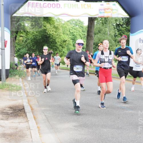 29.06.2025 - hella hamburg halbmarathon MichiJ http://msf.ph/oto/8310016 29.06.2025 10:35:56 Zwischen KM18-KM19 1460, 1884, 2708, 4324, 4553, 4601, 6134, 7067, 8234, 8927, 9348, 11211, 11679, 12549, 13183, 13672, 14797, 14814, 16149, 17007, 17172, 17915, 17979, 18430, 18790, 18856, 18887 meine-sportfotos.de