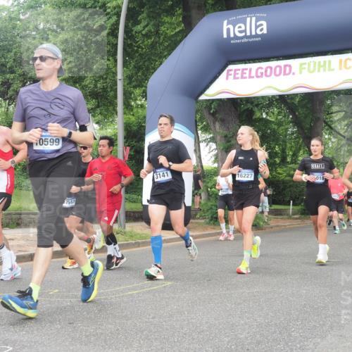29.06.2025 - hella hamburg halbmarathon KatJ http://msf.ph/oto/8310092 29.06.2025 10:44:32 Zwischen KM18-KM19 1239, 1387, 2656, 3141, 4579, 6592 meine-sportfotos.de