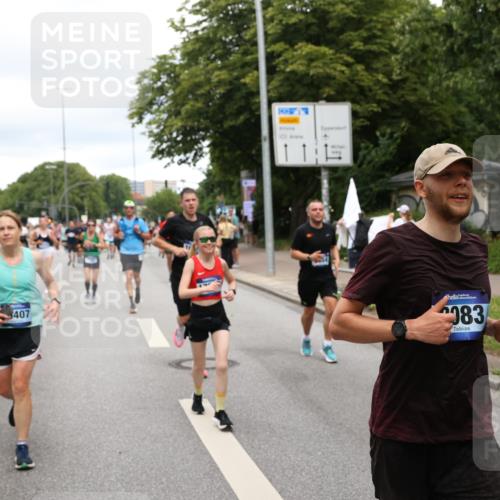 29.06.2025 - hella hamburg halbmarathon Yannick Fuchs http://msf.ph/oto/8310269 29.06.2025 10:50:33 20KM 1583, 1955, 2083, 2741, 3413, 3836, 4152, 5418, 5492, 5570, 6399, 6416, 6835, 7037, 7547, 7716, 8393, 8542, 8652, 8669, 8825, 8968, 8996, 9246, 9488, 9727, 9884, 9903, 9907, 9934, 10084, 10093, 10665, 11083, 11212, 12014, 12348, 12440, 12523, 12590, 12712, 13394, 13666, 13691, 13750, 14139, 14408, 14588, 14678, 14867, 15097, 15407, 15431, 15695, 16121, 16257, 16261, 16620, 16634, 16679, 17268, 17660, 17993, 18208, 18652, 18719, 18867, 18899, 19091 meine-sportfotos.de