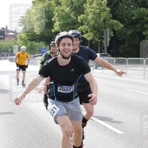 29.06.2025 - hella hamburg halbmarathon Jannik Wohlers http://msf.ph/oto/8310427 29.06.2025 08:58:44 Lombardsbrücke  meine-sportfotos.de