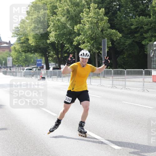 29.06.2025 - hella hamburg halbmarathon Jannik Wohlers http://msf.ph/oto/8310537 29.06.2025 08:58:46 Lombardsbrücke  meine-sportfotos.de