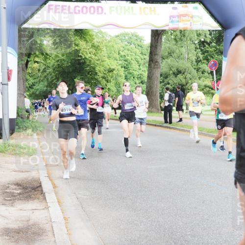 29.06.2025 - hella hamburg halbmarathon MichiJ http://msf.ph/oto/8310590 29.06.2025 10:35:59 Zwischen KM18-KM19 1460, 1884, 2442, 4324, 4377, 4601, 5915, 6081, 6134, 7067, 8234, 8916, 8927, 9213, 11679, 12534, 13007, 13183, 13672, 13948, 14814, 16149, 17007, 17172, 17979, 18790, 18856, 19181 meine-sportfotos.de