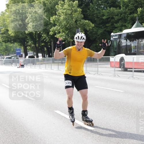 29.06.2025 - hella hamburg halbmarathon Jannik Wohlers http://msf.ph/oto/8310610 29.06.2025 08:58:46 Lombardsbrücke  meine-sportfotos.de