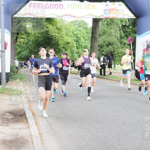 29.06.2025 - hella hamburg halbmarathon MichiJ http://msf.ph/oto/8310638 29.06.2025 10:36:00 Zwischen KM18-KM19 1460, 2442, 4377, 4601, 5915, 6081, 6134, 7067, 8234, 8916, 8927, 9213, 11679, 12534, 13007, 13672, 13948, 14814, 15894, 16149, 17979, 18790, 18836, 18856, 19181 meine-sportfotos.de