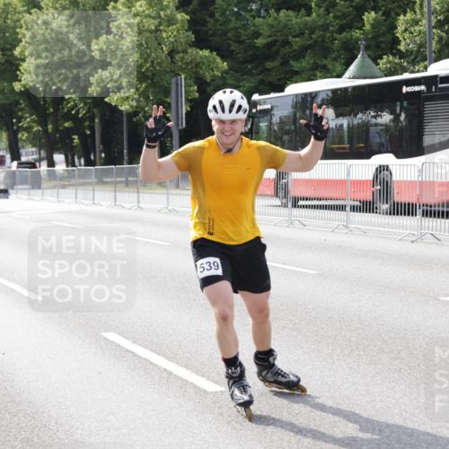 29.06.2025 - hella hamburg halbmarathon Jannik Wohlers http://msf.ph/oto/8310696 29.06.2025 08:58:46 Lombardsbrücke  meine-sportfotos.de