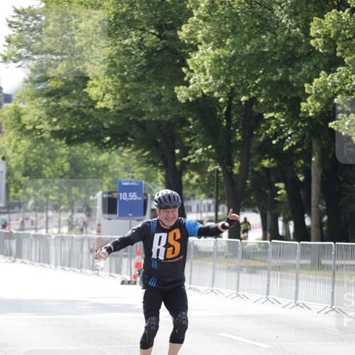 29.06.2025 - hella hamburg halbmarathon Jannik Wohlers http://msf.ph/oto/8310790 29.06.2025 08:58:54 Lombardsbrücke  meine-sportfotos.de