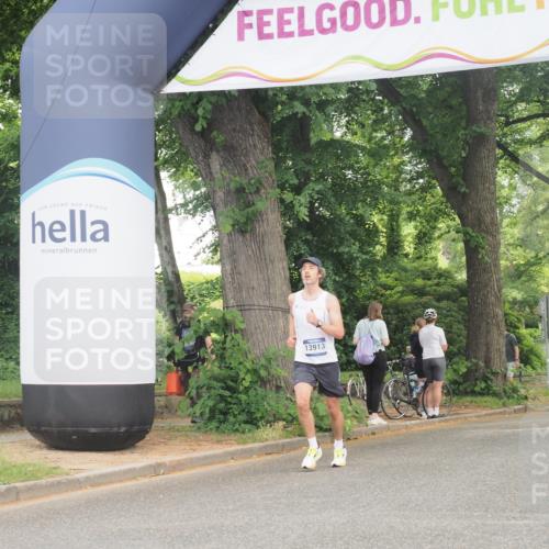 29.06.2025 - hella hamburg halbmarathon KatJ http://msf.ph/oto/8310793 29.06.2025 10:15:15 Zwischen KM18-KM19  meine-sportfotos.de