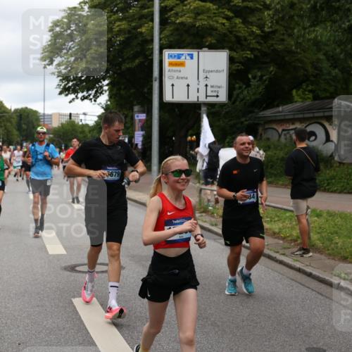 29.06.2025 - hella hamburg halbmarathon Yannick Fuchs http://msf.ph/oto/8310803 29.06.2025 10:50:34 20KM 1583, 1955, 2083, 2741, 3413, 3836, 4152, 5418, 5492, 5570, 6399, 6416, 6835, 7037, 7547, 7716, 8393, 8542, 8652, 8669, 8825, 8968, 9246, 9488, 9727, 9884, 9907, 9934, 10093, 10665, 11083, 11212, 12014, 12348, 12440, 12523, 12590, 12712, 13394, 13666, 13691, 13750, 14139, 14408, 14588, 14678, 14867, 15097, 15407, 15431, 15695, 15712, 16121, 16257, 16261, 16620, 16634, 16679, 17268, 17660, 17993, 18208, 18652, 18719, 18867, 18899, 19091 meine-sportfotos.de
