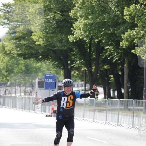 29.06.2025 - hella hamburg halbmarathon Jannik Wohlers http://msf.ph/oto/8310813 29.06.2025 08:58:54 Lombardsbrücke  meine-sportfotos.de