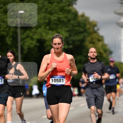 29.06.2025 - hella hamburg halbmarathon Dr. Thomas Lammeyer http://msf.ph/oto/8310872 29.06.2025 10:17:08 Kennedybrücke 1007, 1020, 1051, 1328, 1859, 2961, 3218, 3729, 4187, 4554, 4950, 5597, 5598, 7346, 7873, 8115, 8279, 8913, 9527, 10581 meine-sportfotos.de