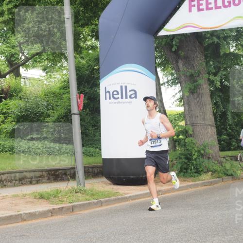 29.06.2025 - hella hamburg halbmarathon KatJ http://msf.ph/oto/8311077 29.06.2025 10:15:16 Zwischen KM18-KM19  meine-sportfotos.de