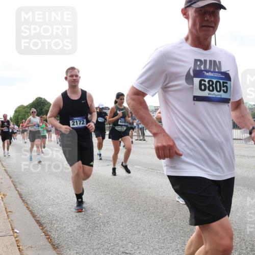 29.06.2025 - hella hamburg halbmarathon Lena Gebhardt http://msf.ph/oto/8311227 29.06.2025 10:21:59 Lombardsbrücke 2172, 9002, 4046, 6805, 1003, 1072, 1158, 1191, 1250, 1294, 1419, 1668, 1958, 1963, 2009, 2063, 2172, 2315, 2353, 2514, 2529, 2744, 3050, 3172, 3458, 3606, 3768, 3770, 3995, 4046, 4289, 4366, 4375, 4376, 4697, 5122, 5412, 5641, 5759, 5957, 6086, 6475, 6676, 6805, 6881, 6977, 7075, 7162, 7612, 7672, 8286, 8431, 8715, 8860, 8884, 8896, 8954, 8959, 9002, 9062, 9369, 9483, 9532, 10874 meine-sportfotos.de